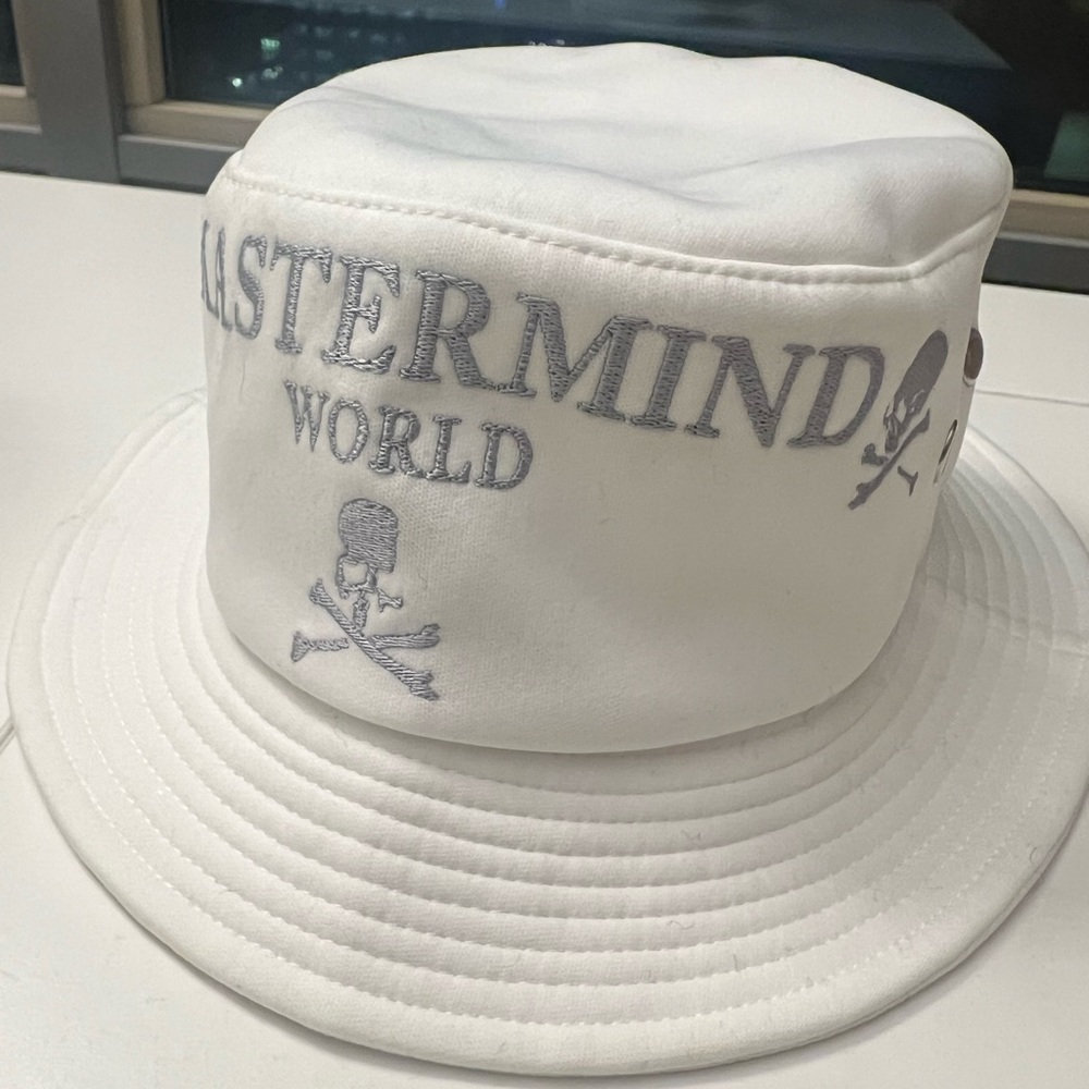 New Mastermind World Bucket Hat White - S